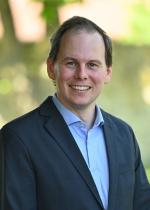 Dr. Niels Pelka, Vorstandsmitglied